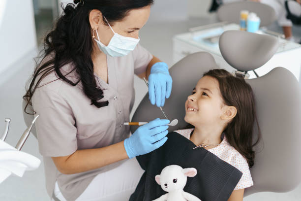 Best Emergency Tooth Extraction  in Keystone, FL